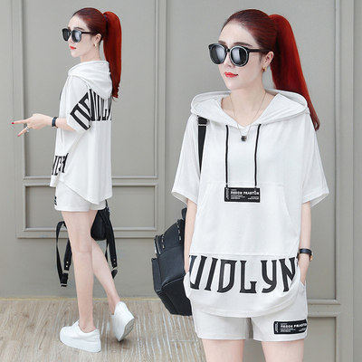 Casual sportswear suit women's summer dress 2022 new summer fashion foreign style sweater Summer Shorts two-piece set