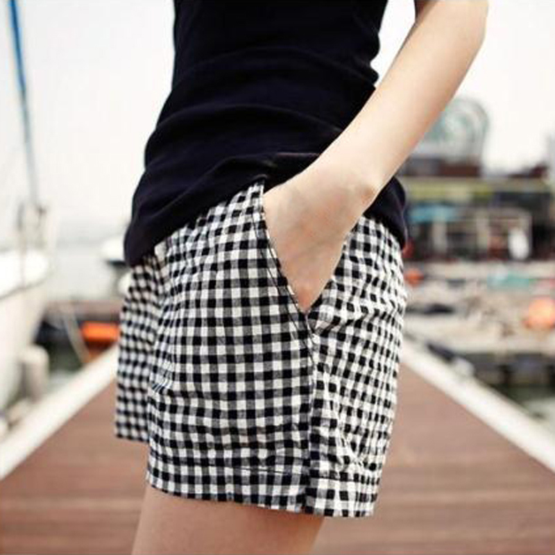 Casual shorts female summer elastic waist loose pajamas fat mm large home students wear red plaid sports hot pants outside