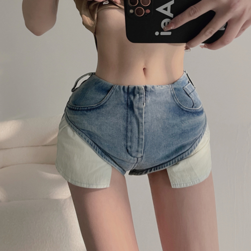 Real price in the summer of , diagonal pants edge stitching, large pocket decoration, thin spicy girls style jeans shorts