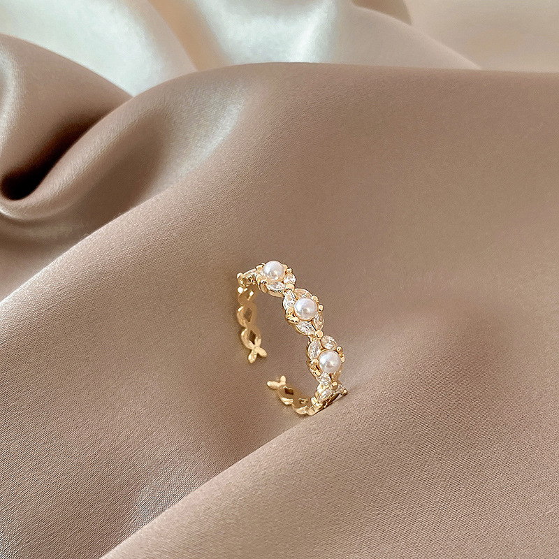 Real shot golden pearl zircon ring Female Minority design light luxury new fashion adjustable ring with opening