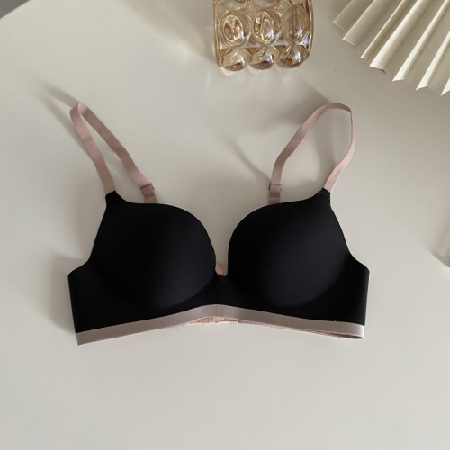 Real price ~ underwear female traceless small chest large bra no steel ring gather comfortable girl bra set