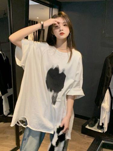 Pierced short sleeve T-shirt women's spring and summer 2022 new loose, thin and versatile large bottomed shirt