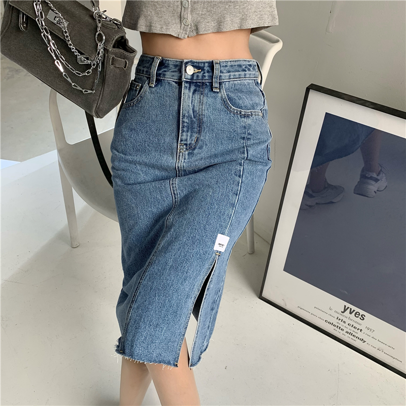Real price! Korean version of raw edge split skirt is high, with fried street light cooked A-line skirt
