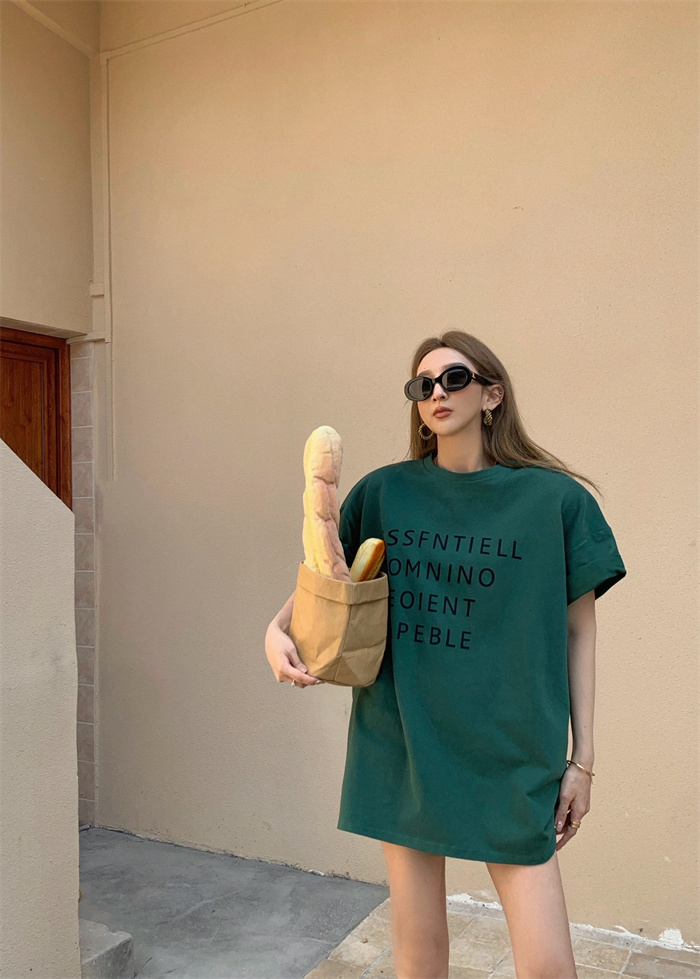 Real price Korean version of Hong Kong Vintage letter printed medium and long T-shirt
