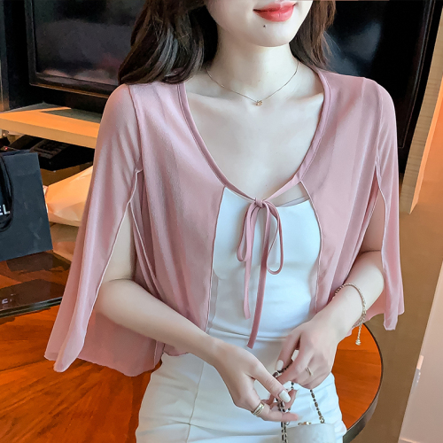 Small shawl coat women's 2022 spring and summer new small shawl versatile mesh sunscreen clothes ultra-thin short style with cardigan outside