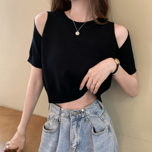New summer net red off shoulder care machine top short loose black knitted short sleeved women's fashion