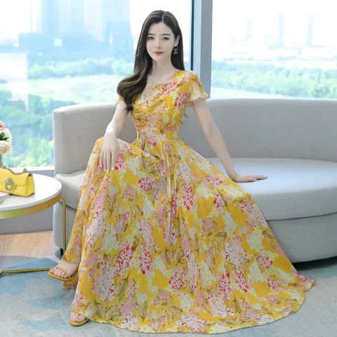 2022 summer new high-end versatile dress with short sleeves, slim waist, large skirt, printed beach skirt, female