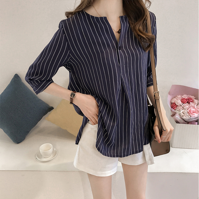 Summer new Korean fashion large round neck striped shirt for women