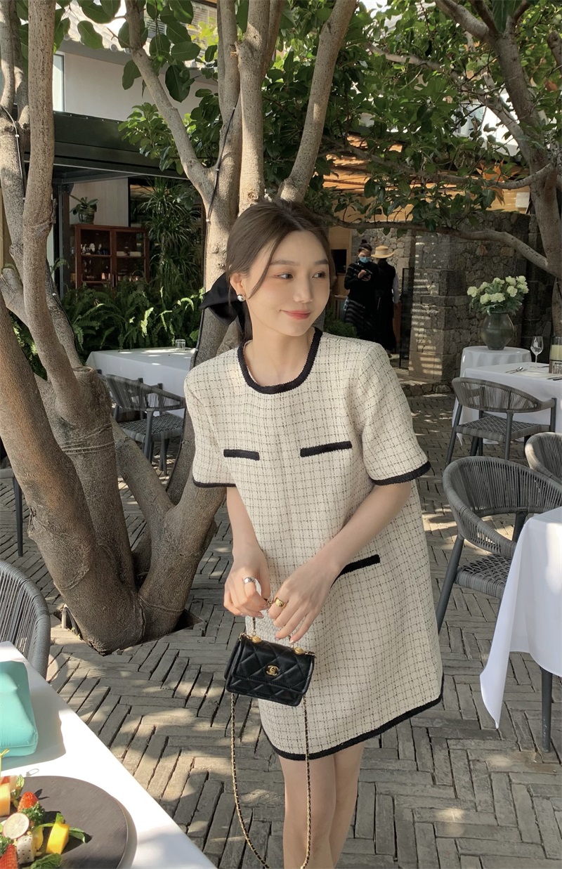 Real shot real price Korean slim and slim medium and long small fragrance round neck short sleeve dress