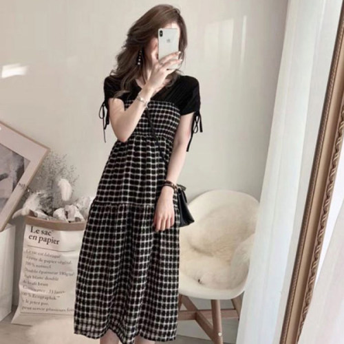 Fake two-piece dress female summer splicing Plaid one-sided shoulder wrap chest skirt Korean version high waist slim fit