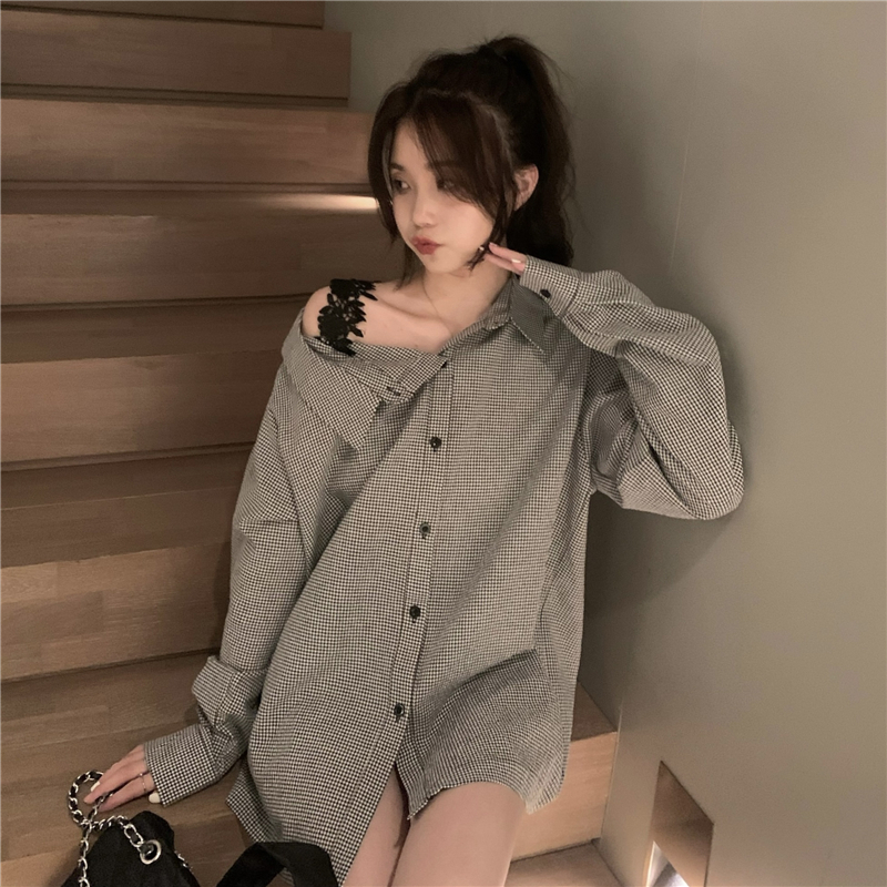 Real price! Pure lace off shoulder black and white plaid shirt vintage loose lazy style shirt