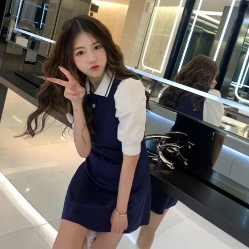 Foreign style aging Polo skirt women 2022 new summer Hong Kong retro chic college style waist slim dress