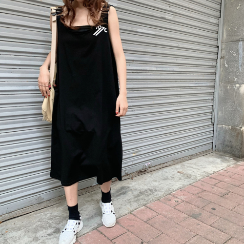 Come directly to get the 2022 real shot summer suspender skirt and children's medium length dress