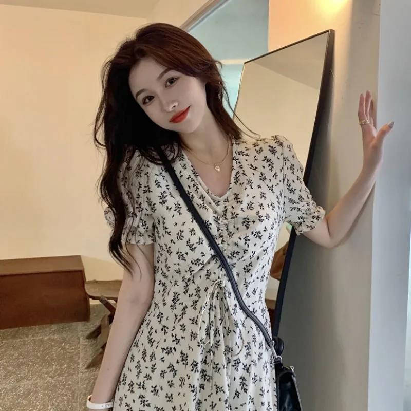 Summer 2022 new floral skirt small medium long short sleeved French small fresh dress Fairy