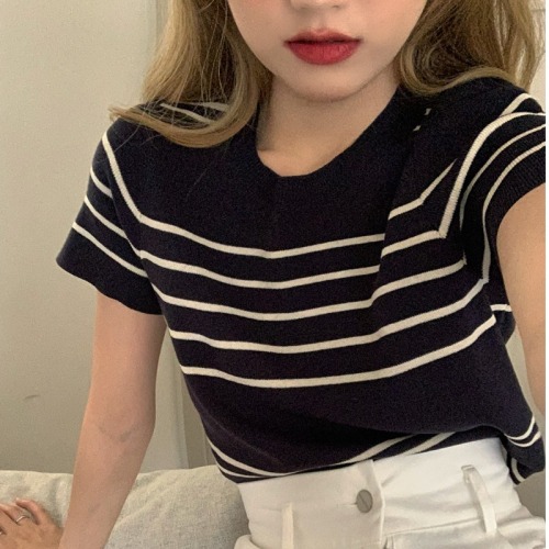 Summer  new style knitwear chic top women's design sense of minority stripe short sleeve thin T-shirt fashion