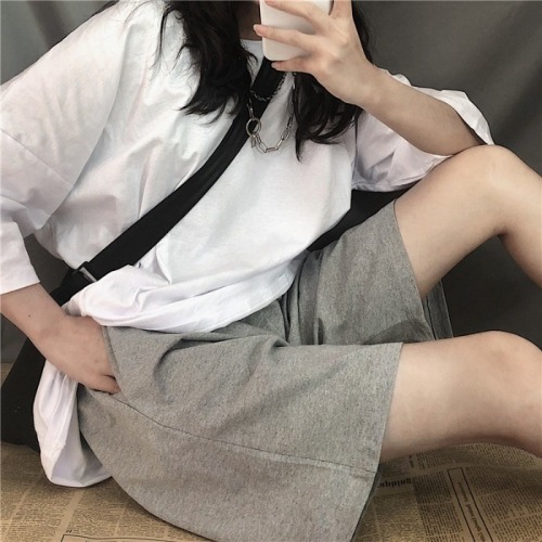 Official figure sports shorts women's summer thin loose large casual pants loose straight solid color Capris