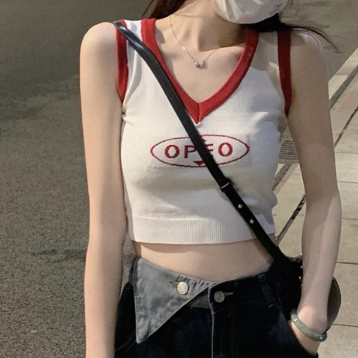 2022 new Korean color contrast letter knitted vest slim V-neck Spice Girl sling
