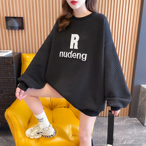 Real shooting loose embroidery round neck sweater women's new autumn Korean top