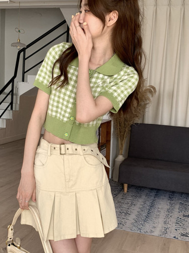 Escape the earth Japanese sweet lattice color matching short slim knit top women's fashion brand Lapel cardigan