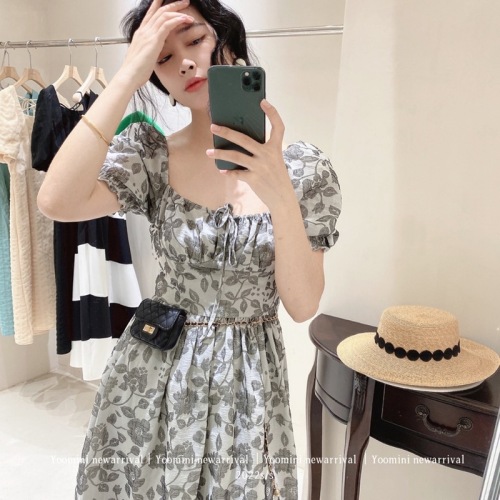 Korean ink grey floral short sleeved dress  summer square neck high waist slim A-shaped medium length skirt female