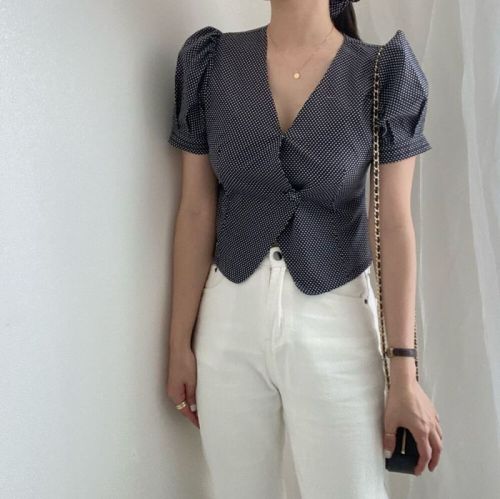 Korean chic summer new French simple V-neck wave point bubble sleeve short shirt
