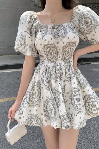 Korean goddess gas dress summer clothes bubble sleeve one-sided shoulder and waist, two loose short skirts
