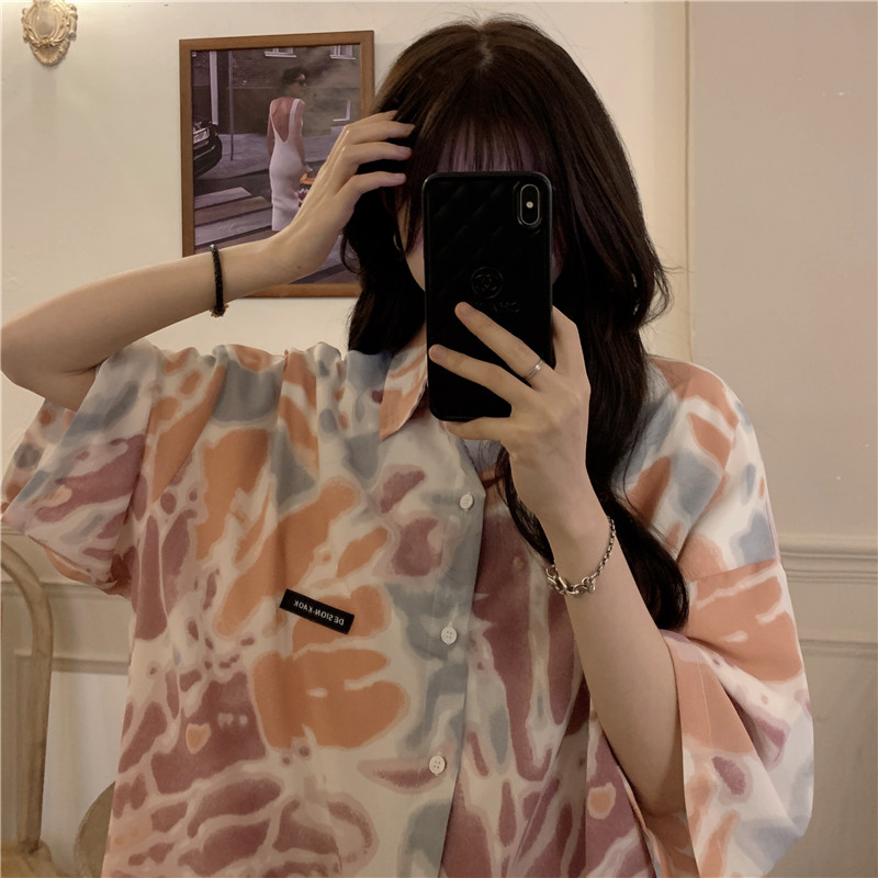 Real price short sleeved Vintage shirt thin loose minority Hong Kong Style minority blue tie dyed shirt