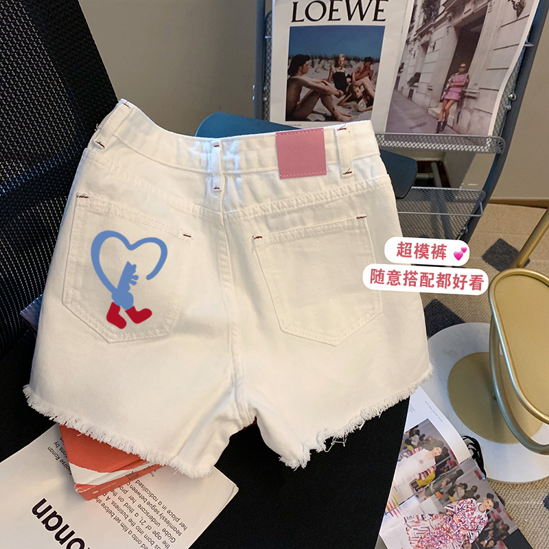 White denim shorts women's pierced burr high waist loose summer new versatile straight tube wide leg A-shaped hot pants trend