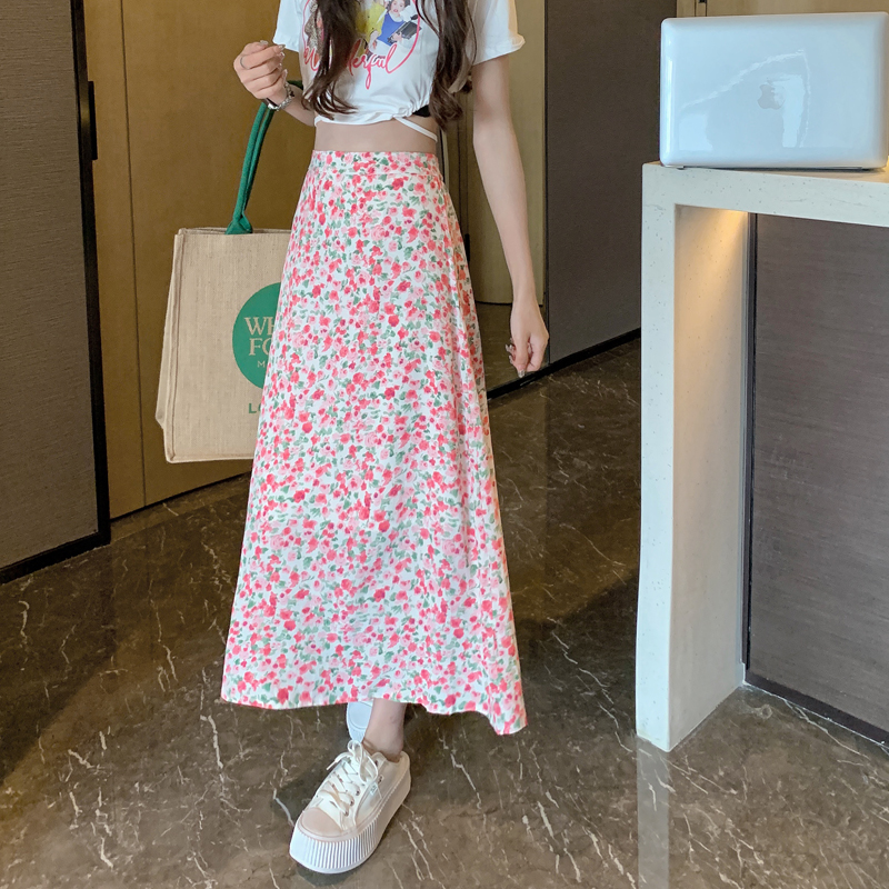 Real shooting and real price 2022 summer new women's chiffon skirt Korean version thin elastic waist split skirt