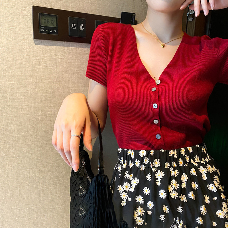 Red knitted cardigan women's spring and summer 2022 new ice silk short sleeved T-shirt slim bottomed shirt V-neck short top