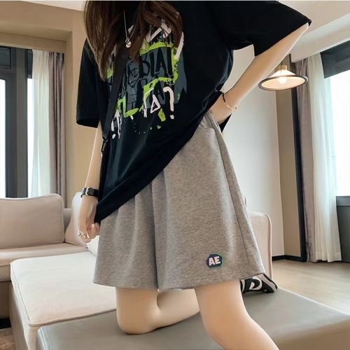 Summer thin white sports shorts women's 2022 new high waist loose wide leg middle pants label casual hot pants trend