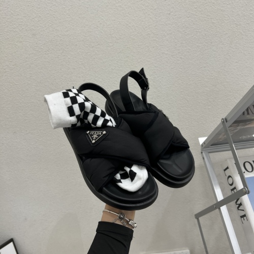 Real price thick soled sandals
