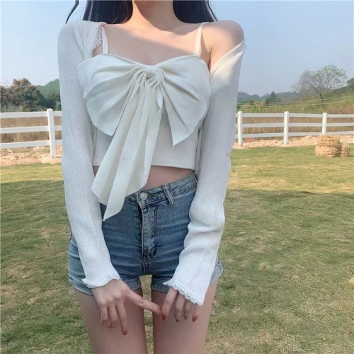 Pure desire wind bow suspender female design sense of minority beautiful back with bottom inside and spicy girl ice cool Knitted Top outside