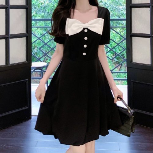 2022 summer new age reduction sweet versatile little black dress with thin waist and contrast color bow girl dress trend