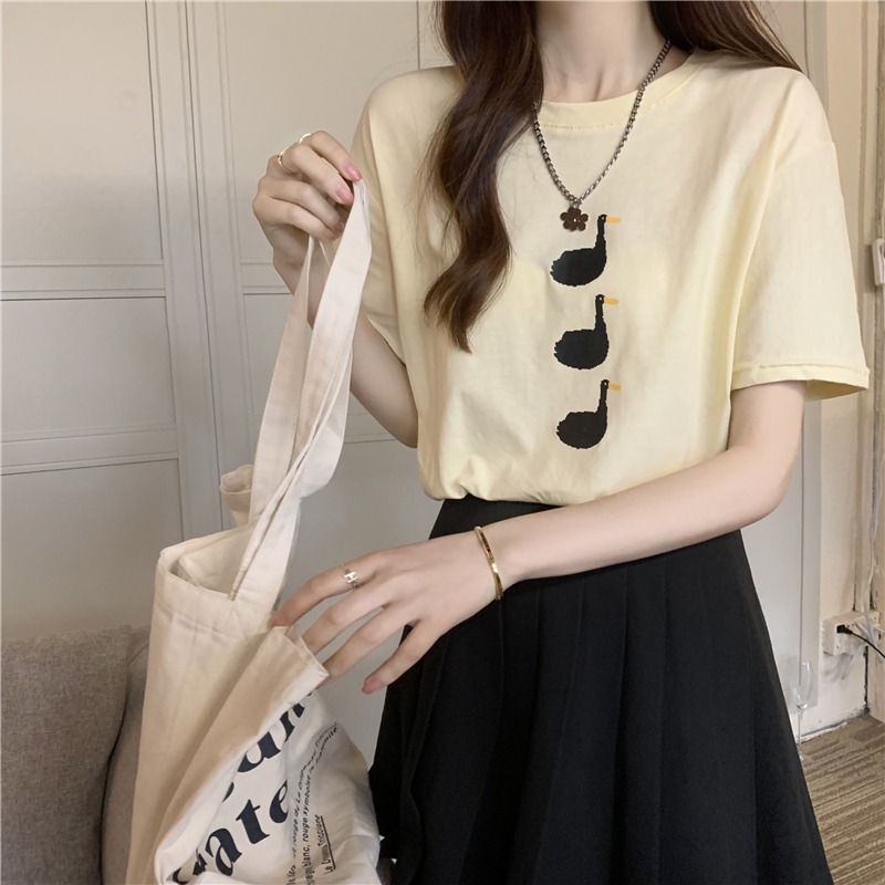 T-shirt women's cotton short sleeve summer 2022 new ins fashion loose chic port style top design sense half sleeve