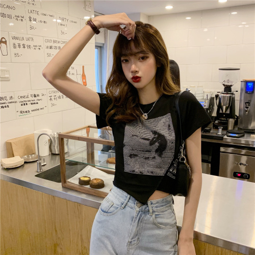 Official figure cotton irregular design sense of minority white short sleeved T-Shirt NEW in summer