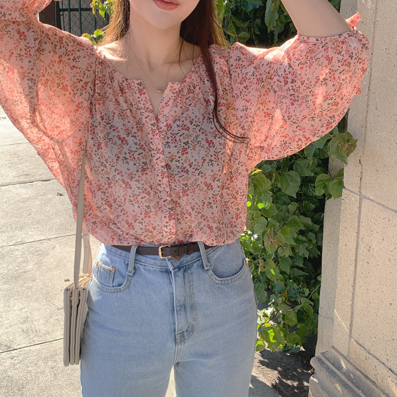 Korean New Women's sweet thin long sleeved shirt women's gentle wind broken flower top Chiffon sunscreen shirt women