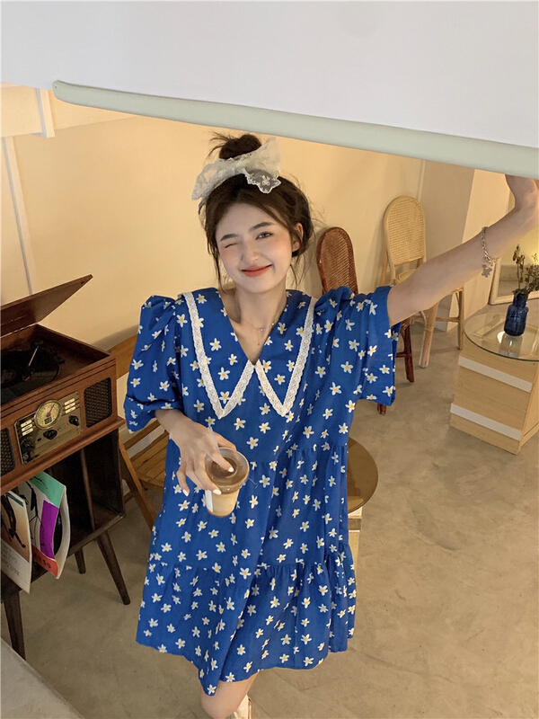 [timely rain] Han Feng ins retro aging flower lace doll neck dress 0405# WPL