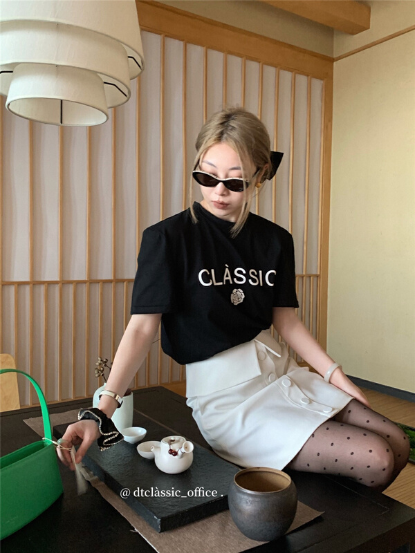 New in early summer! [DT class] high waist design sense of niche skirt 4745# XYJ