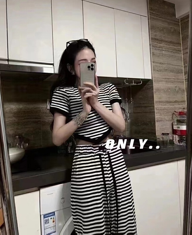[only] lace up striped blouse at hem + high waist slim casual pants set 5801# JJ