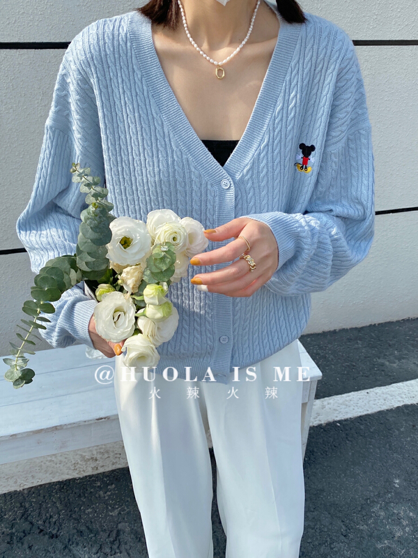goods in stock! New year in early spring! [hot Huola is me] Korean embroidered cartoon fried dough twist knitted cardigan 7518\cqw
