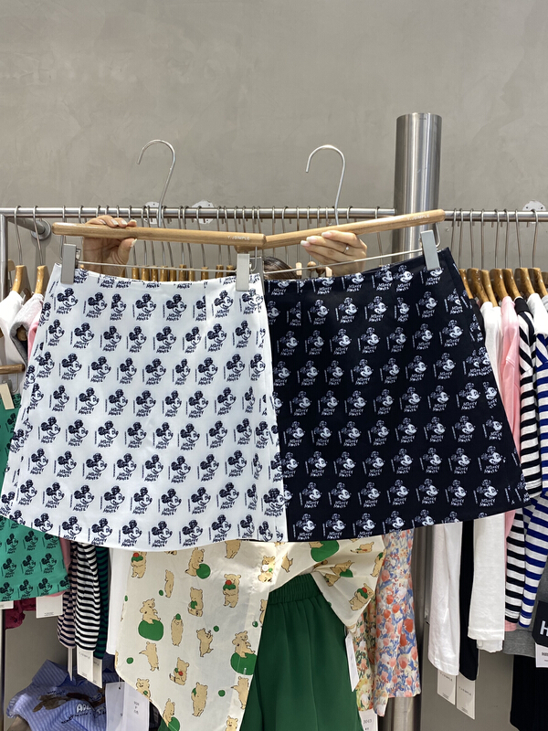 [YJ. Simple] Mickey pattern versatile skirt 2362# ozq