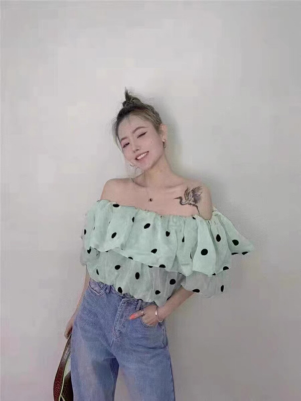 [Nancy] sexy wave dot one line shoulder lotus leaf edge loose blouse 00092# WPL