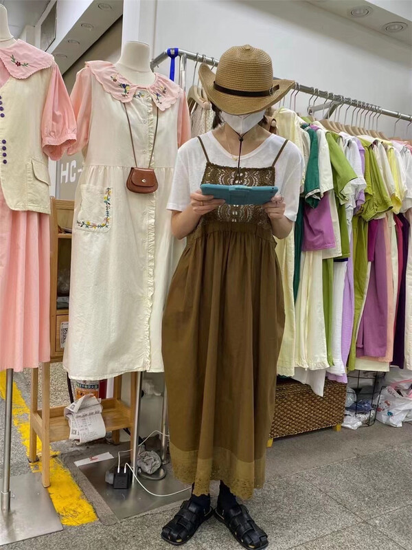 [36 degrees] lady lace dress with thin suspenders (only skirts) 6135# L