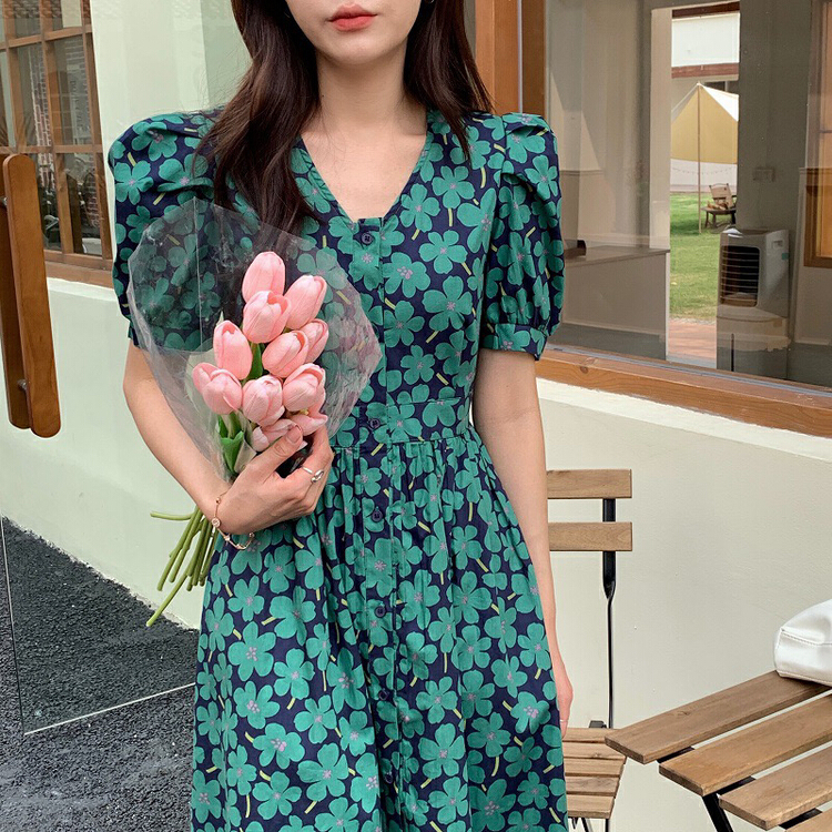 New in early summer! [timely rain] Korean style ins retro French temperament V-neck bubble sleeve dress 41959# WPL