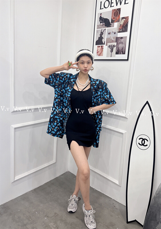 goods in stock! New in early summer! [v.v] solid color suspender dress with bra (dress only) 7095# cqw