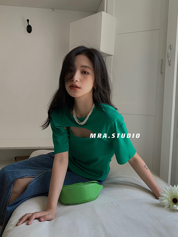 New in early summer! [MRA] design sense hollow out splicing fake two thin short sleeve T-shirt h6505# zxl