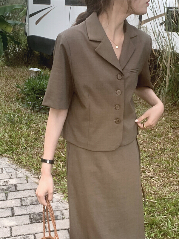 New in early summer! [about me] temperament advanced sense short suit 211007# cqw