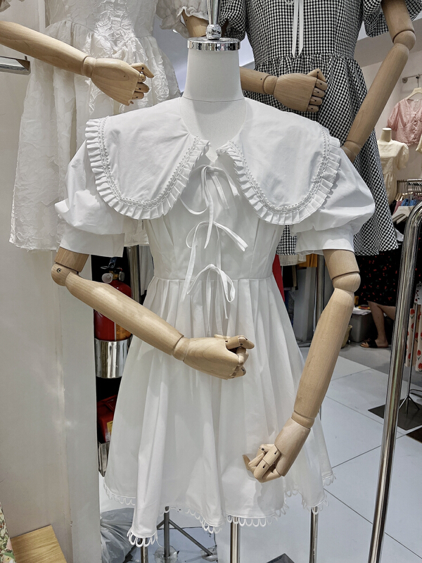 [in style & MC] French first love big Lapel bubble sleeve dress 393# WPL