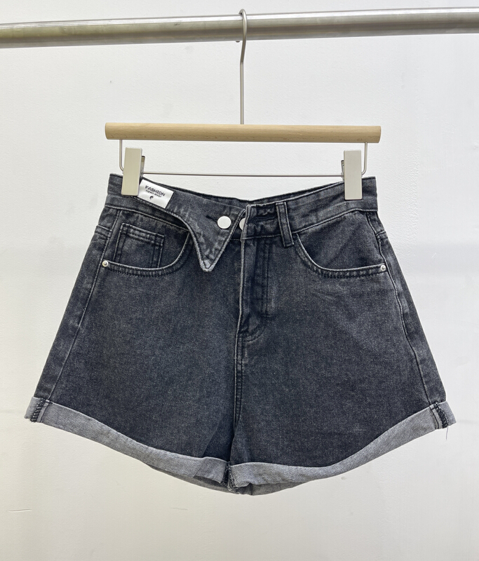New year in early spring! [September] Korean high waist slim fashion casual denim shorts 661316# ozq